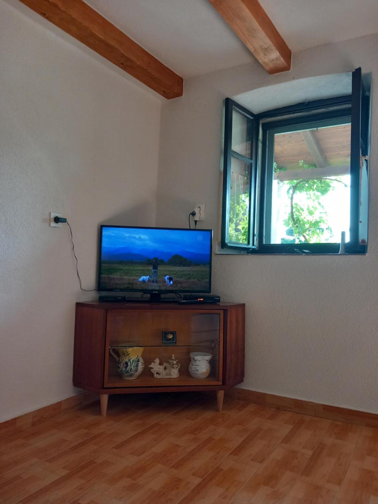 Holiday Home Loznati Cres Habitación foto